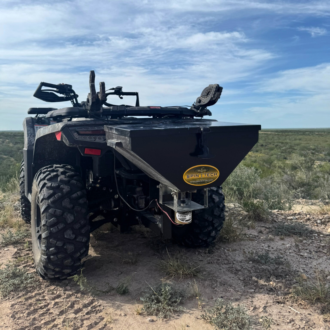 50 LB Heavy Duty Hitch-Spreader